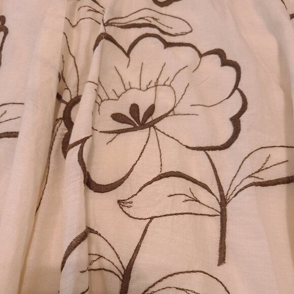 Vintage-Inspired Floral Embroidered Midi Skirt - Picture 6 of 11